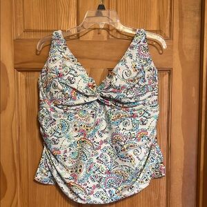 Women’s VENUS Tankini Top With Adjustable Straps Lined Removable Pads Size 20